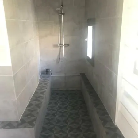 Pansiyon Librairie Abelard Montolieu